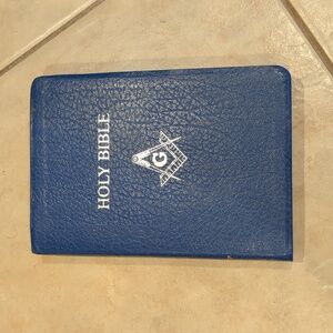 Holy Bible Master Mason Edition 1995